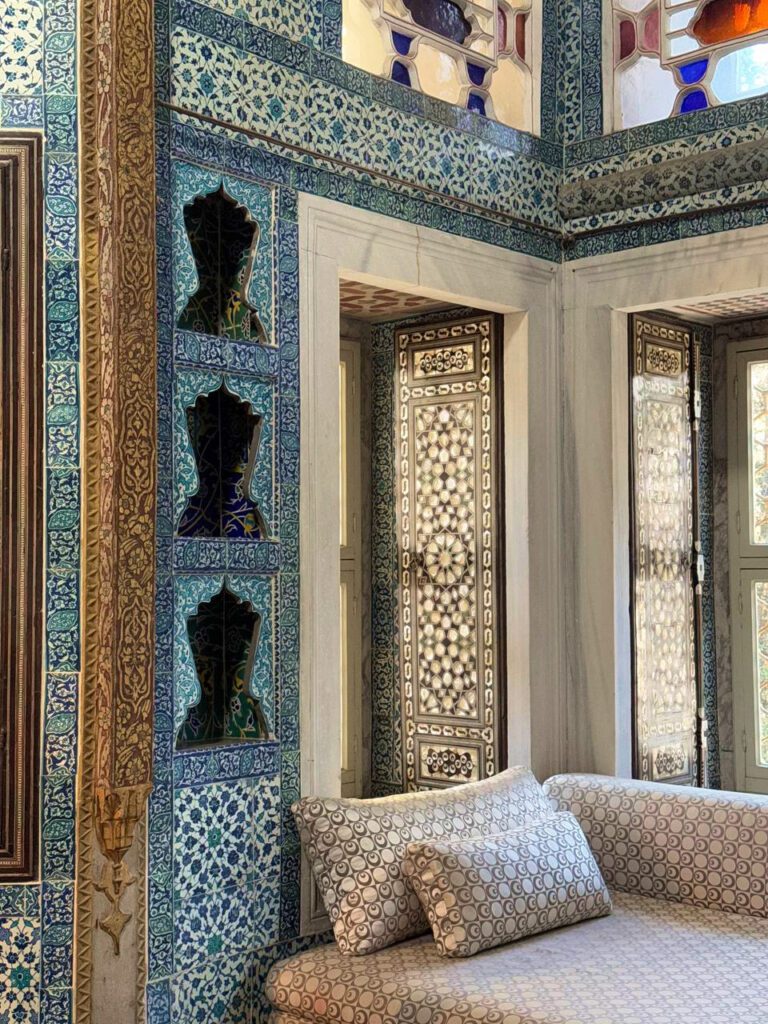 Tiled room inside Topkapi Palace Harem 